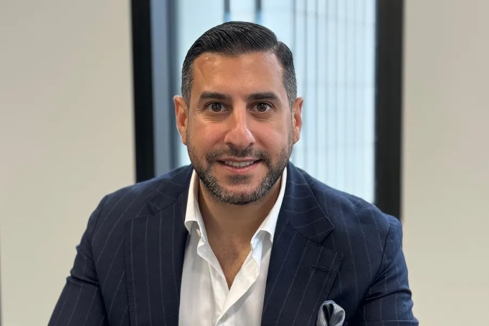 Nicholas Christofi, Karis Capital