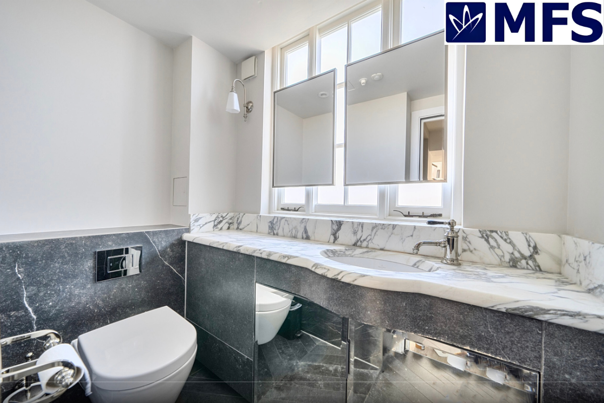 Market Financial Solutions Hertford Street bathroom
