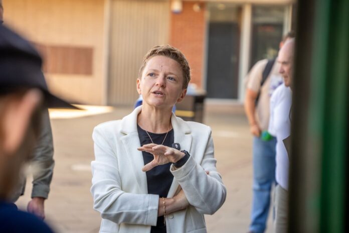 Mayor Bev Craig