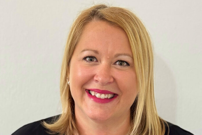 Tara Evans, Mercantile Trust